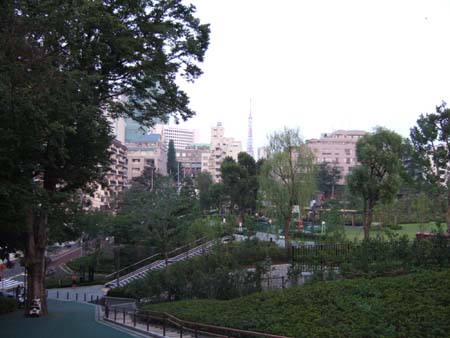 ミッドタウンわきの名もなき坂3