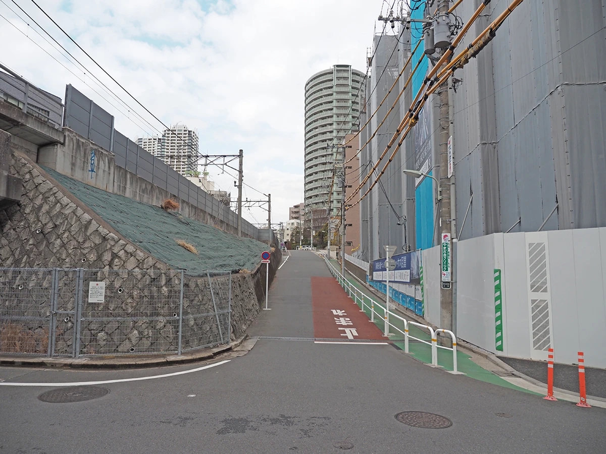 西五反田3丁目の坂道／サントリー金麦CM『彼のいつもの帰り道』篇ロケ地【続編】